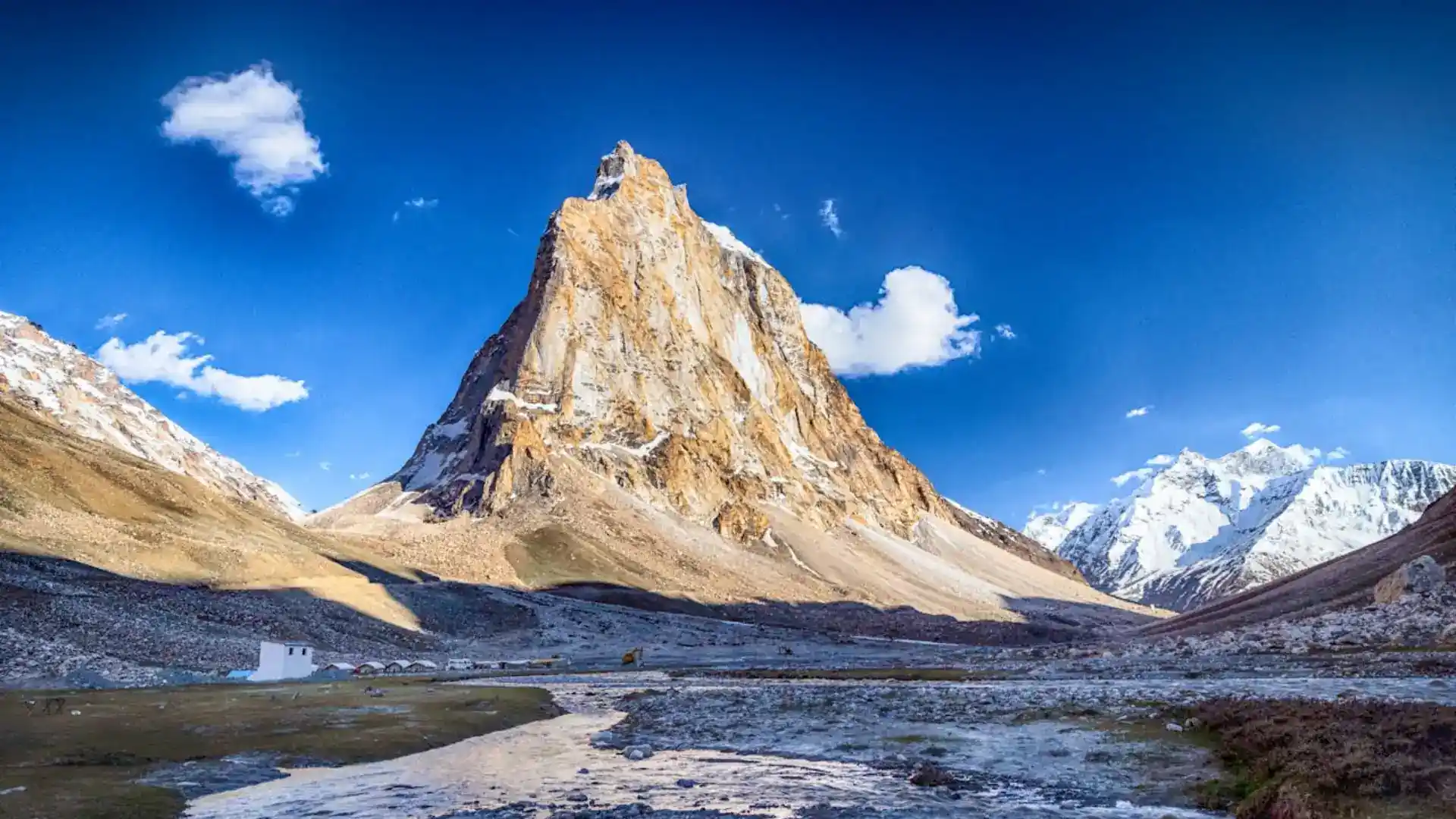 Majestic Gombo Rangjon Peak